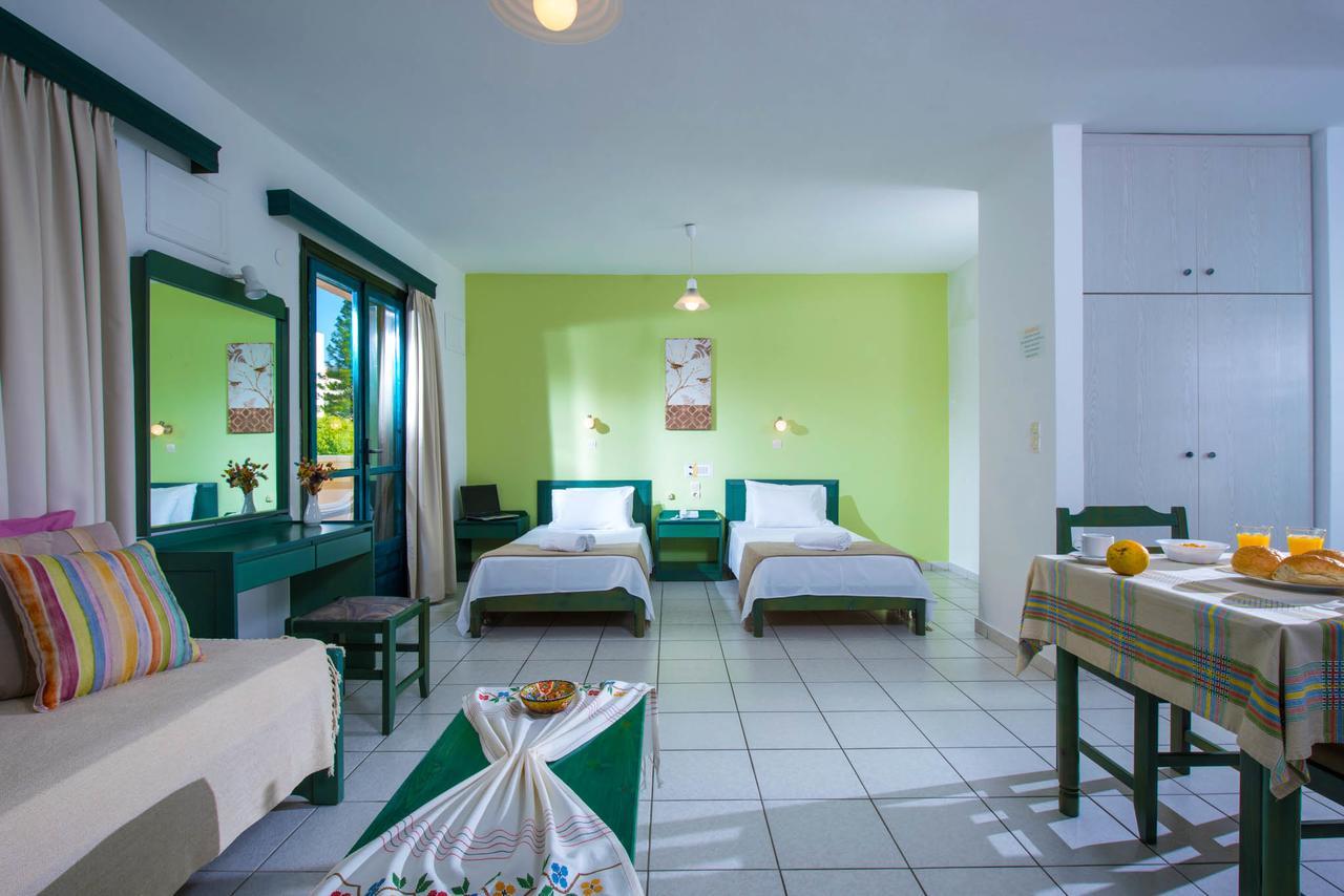 Golden Sun Aparthotel Chersonissos Buitenkant foto